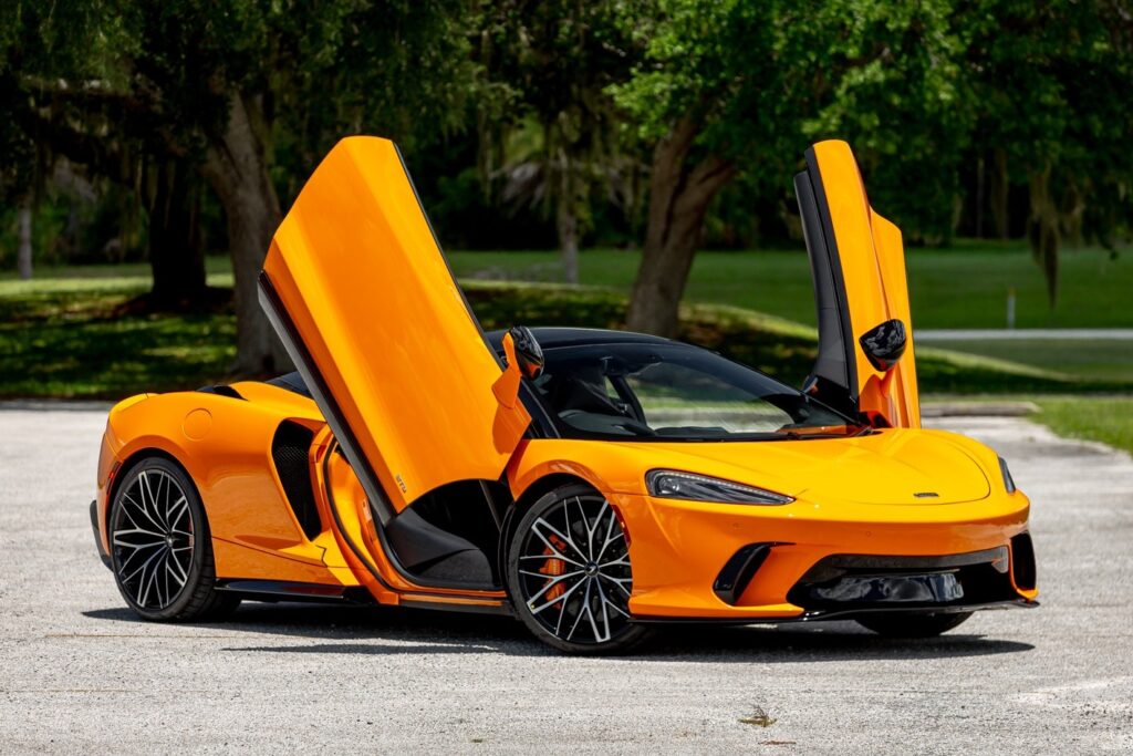 2025 McLaren GTS